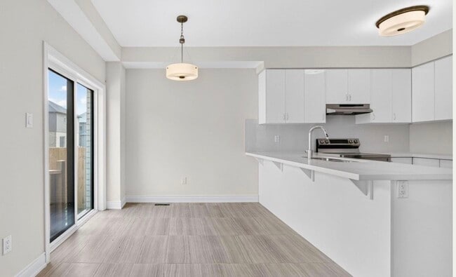 Building Photo - 28 Bowery Rd