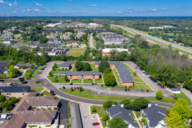 Foto aérea - Webster Park Apartments