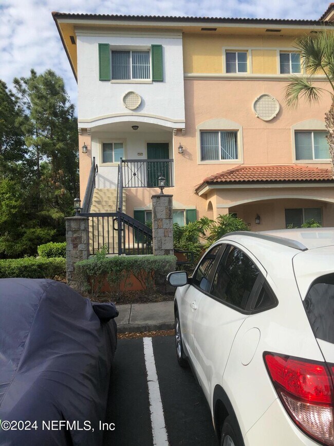 Foto del edificio - 9745 Touchton Rd