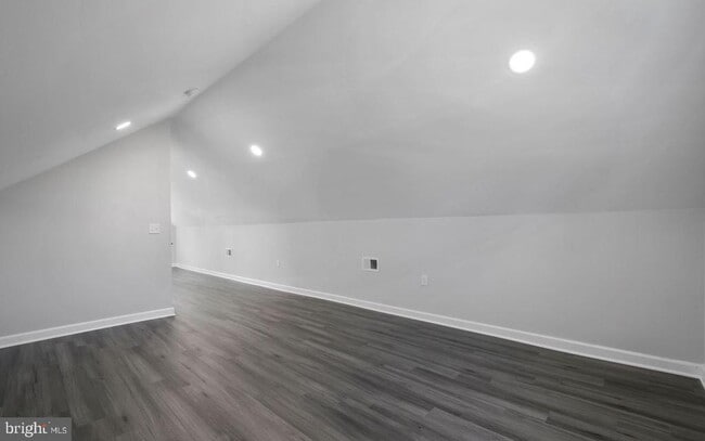 Building Photo - 4707 Tuckerman St