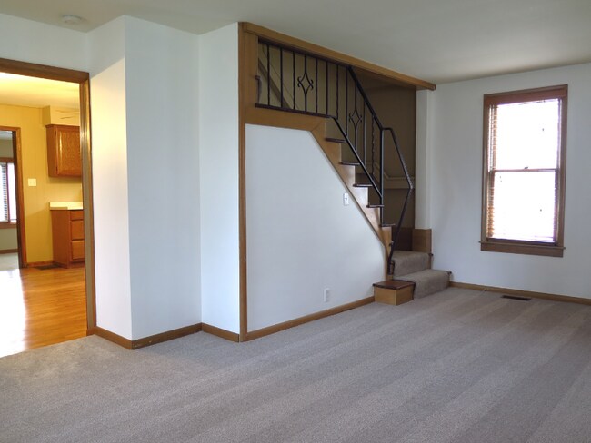 Building Photo - 1224 Dean St