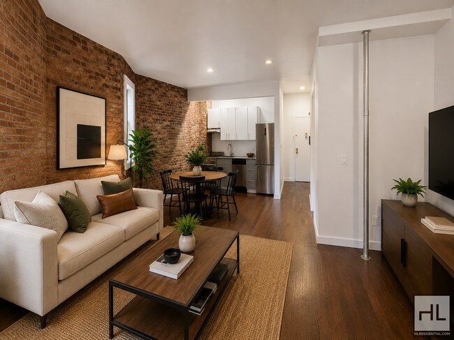 Foto del edificio - Classic Crown Heights 2-Bed 1-Bath