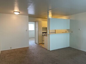 Building Photo - 2420 Dwight Way