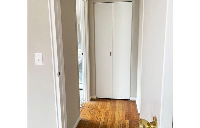 Foto del edificio - 539 Lowell Ave