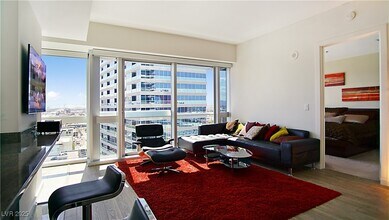 Building Photo - 4471 Dean Martin Dr