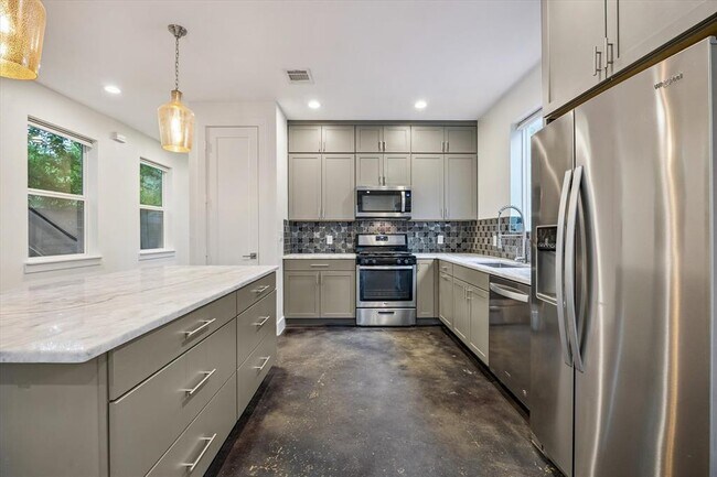 Foto del edificio - 1224 Eleanor St