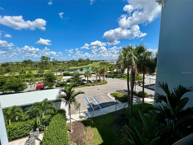 Building Photo - 14121 Heritage Landing Blvd