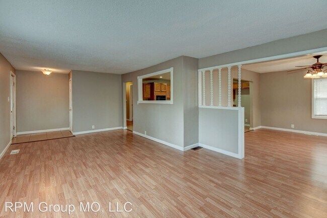 Building Photo - 4 br, 2 bath House - 600 E 4th Street