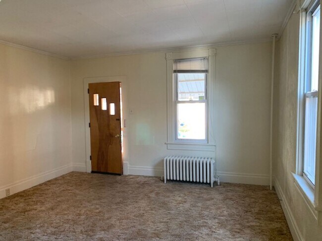 Building Photo - REInvest, LLC-192-194 Derby Street