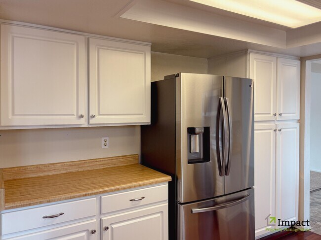 Foto del edificio - 2680 Black Diamond Terrace