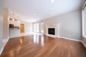 Building Photo - 3290 N Shore Dr
