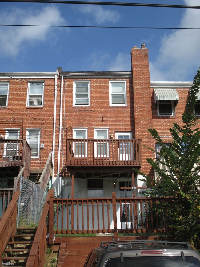 Foto del edificio - 2 br, 2 bath Townhome - 3557 Wilkens Ave