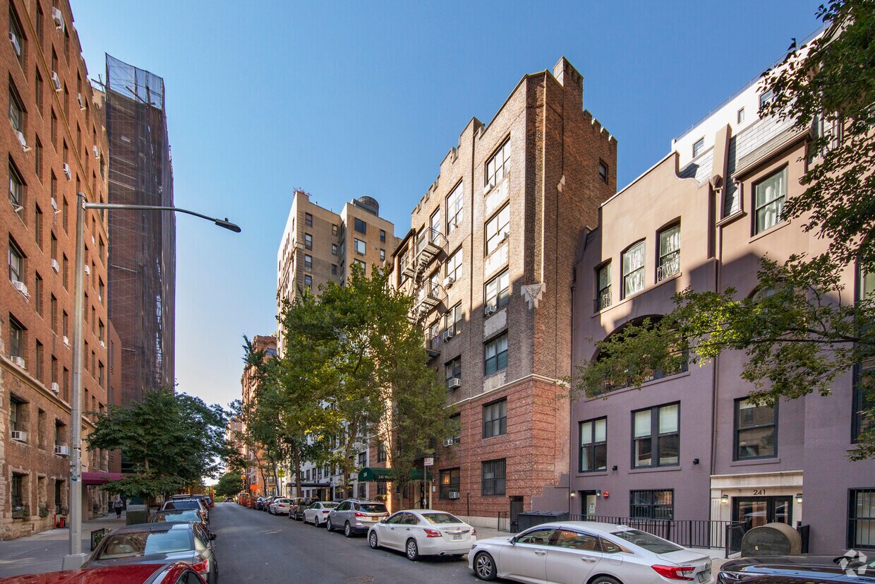 245 W 75th St, Nueva York, NY 10023 - 245 W 75th St