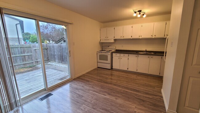Photo du bâtiment - 200 St Clair Blvd