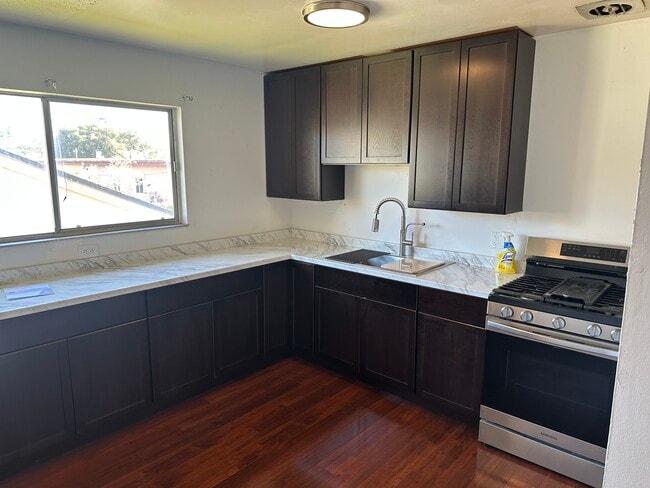 Building Photo - 2711 McGee Ave