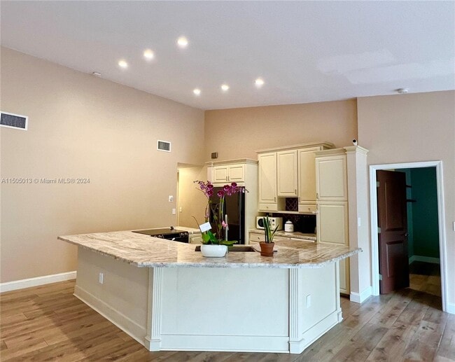 Building Photo - 9982 Costa Del Sol Blvd