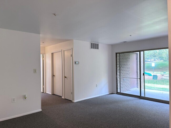 Building Photo - 18411 Guildberry Dr