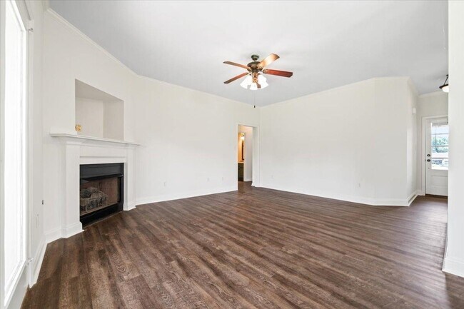 Foto del edificio - 243 Hackberry Cove