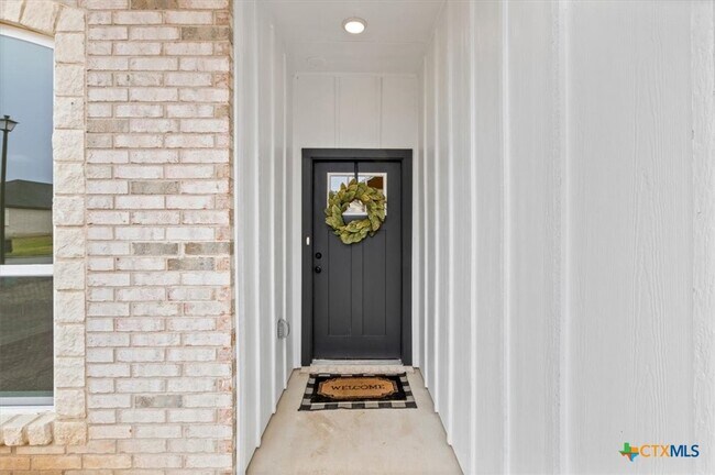 Building Photo - 6019 Catania Rd