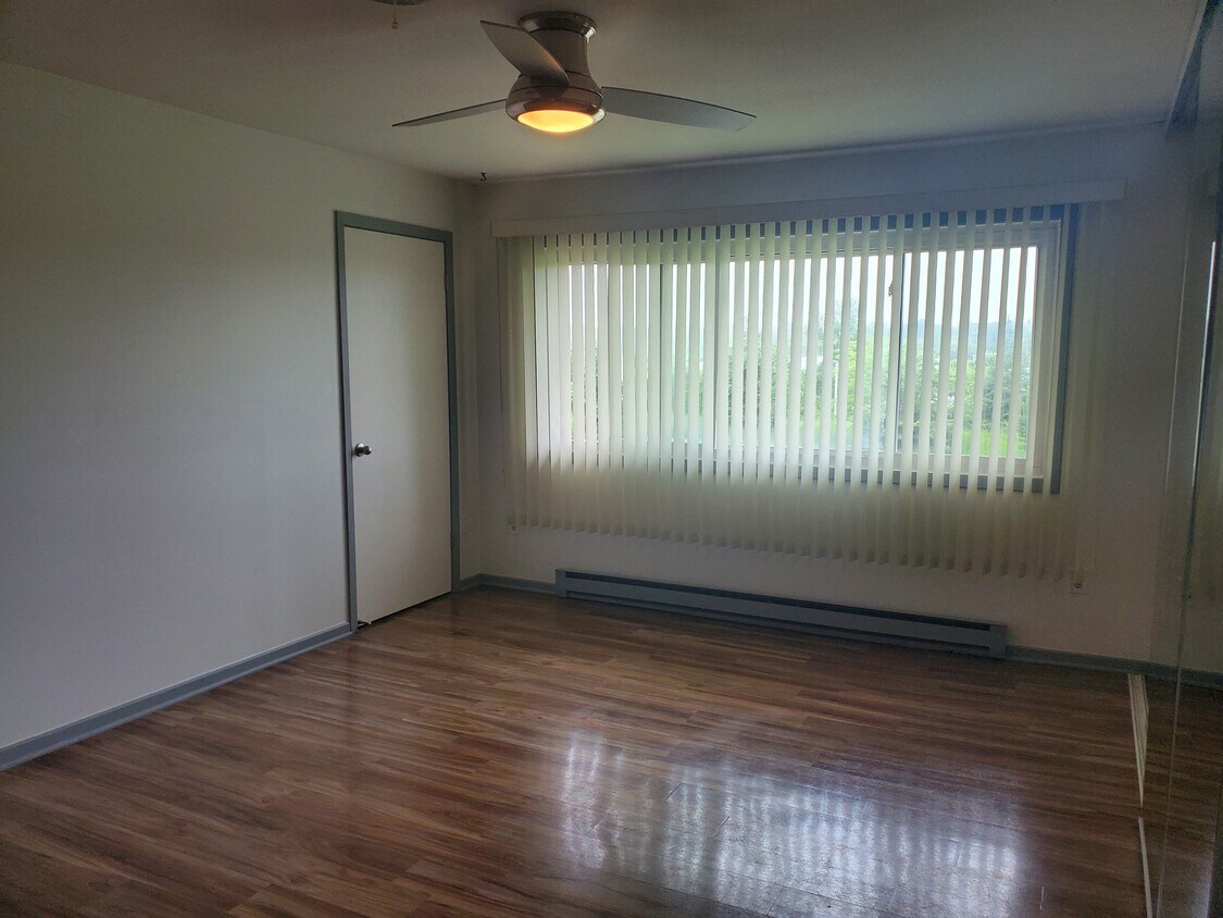 Foto principal - 10416 W Whitnall Edge Ct