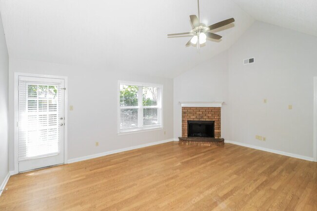 Building Photo - 7439 Overcreek Ln
