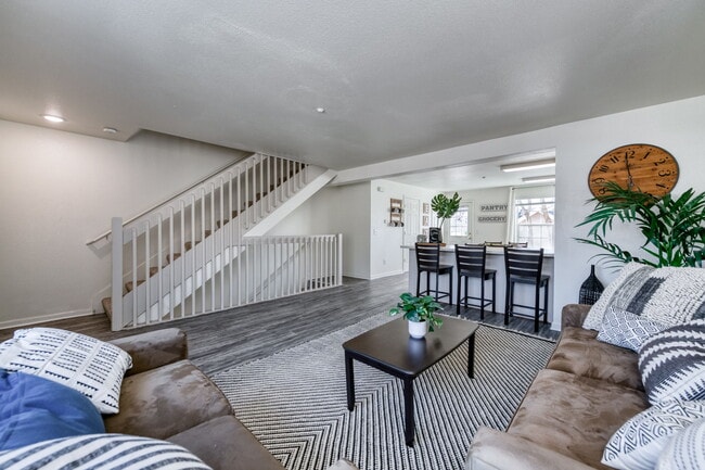 Foto del edificio - Copper Beech Town Homes