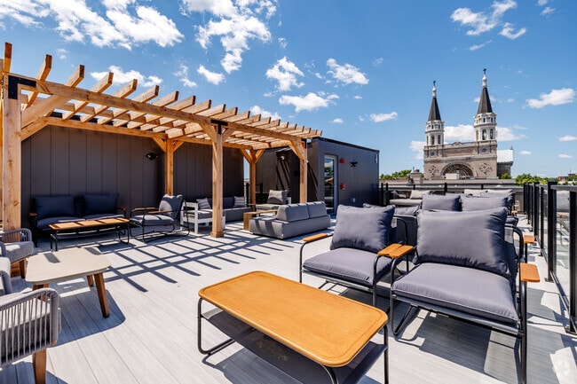 Roof Terrace - Le Cent Dix