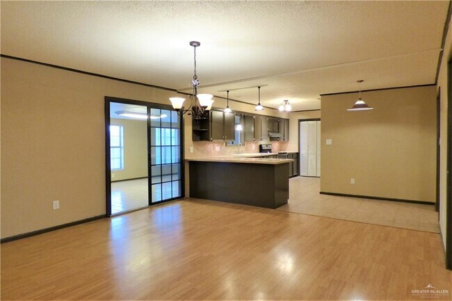 Foto del edificio - 1719 Primrose Ave