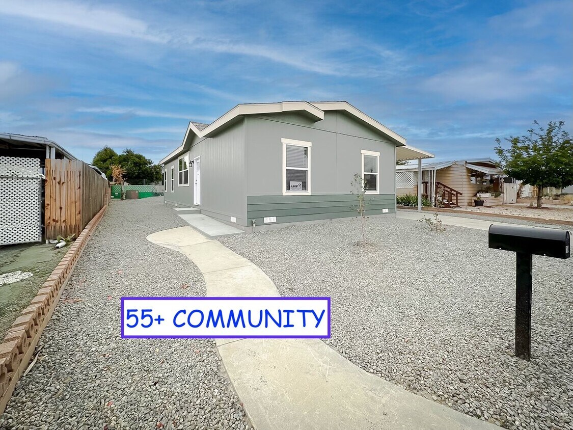 Primary Photo - ~RARE FIND~ 55+ 3 BEDROOM HOME IN THE EXCL...