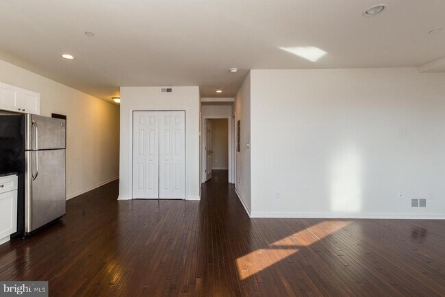 Foto del edificio - 1429 Poplar St