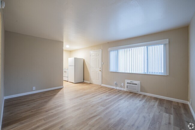 Foto del edificio - Oakridge Apartments