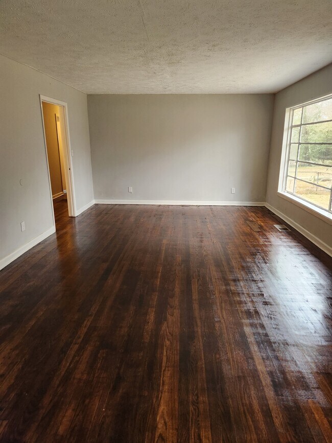 Foto del edificio - 4025 Carol Dr