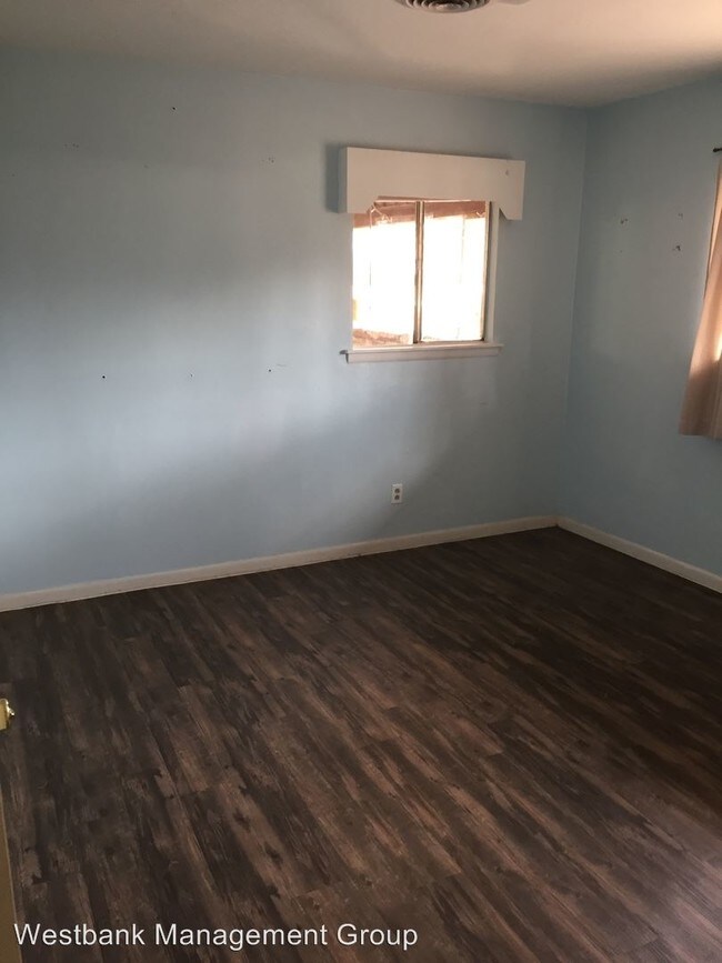 Building Photo - 1708 Redd St