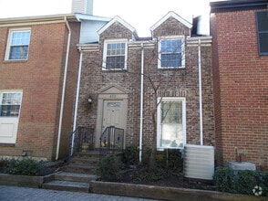 Building Photo - 650 Central Ave