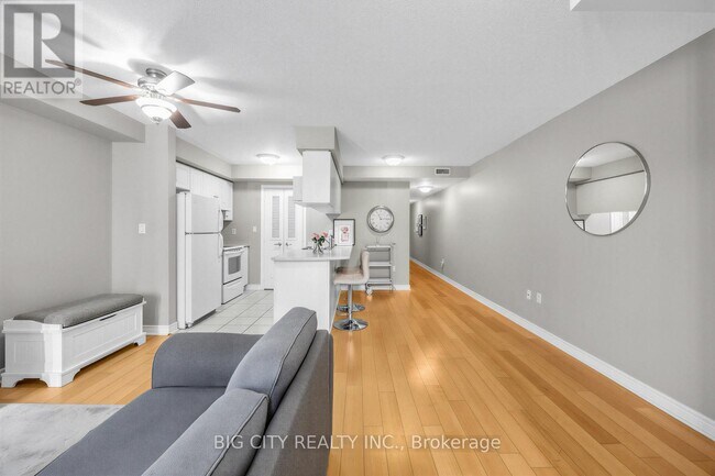 Photo du bâtiment - 80 Aerodrome Crescent