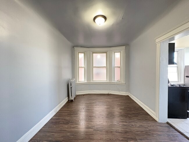 1203 Broad St 9 - 1209 Broad St