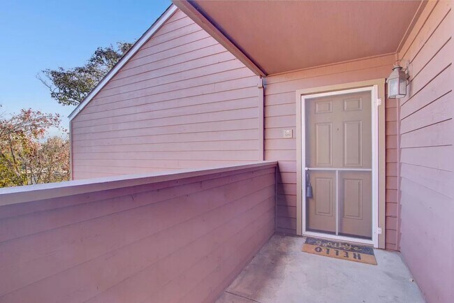 Foto del edificio - 979 Catkin Ct