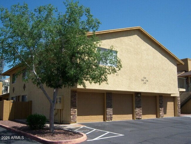 Foto del edificio - 1346 N 85th Pl