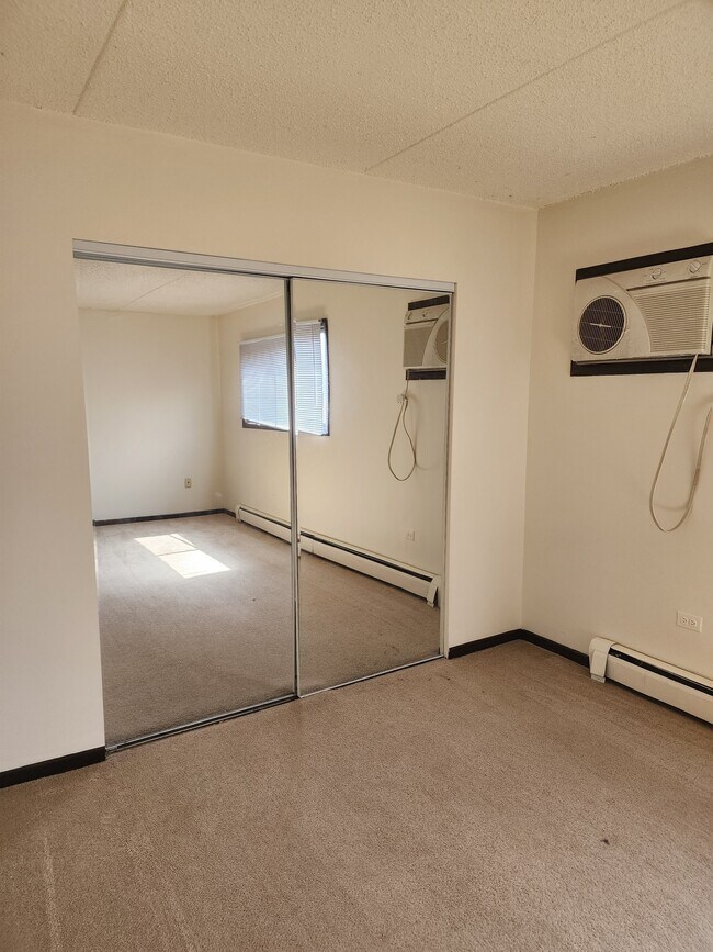 Foto del edificio - 9845 Cordoba Ct