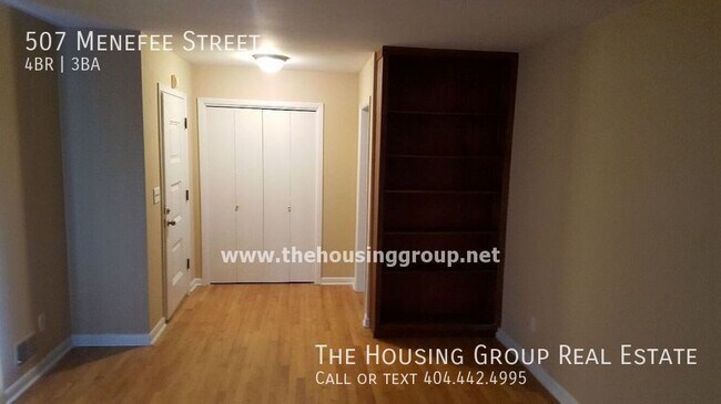 Building Photo - Southern Town Charm!! 4 Bedroom Ready NOW!!