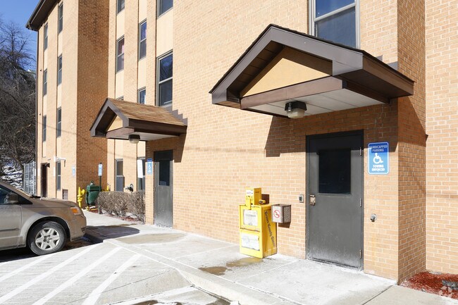 Building Photo - George Werner Apartments