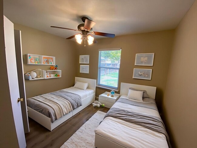 Foto del edificio - Charming and Spacious Home in a Quiet and ...