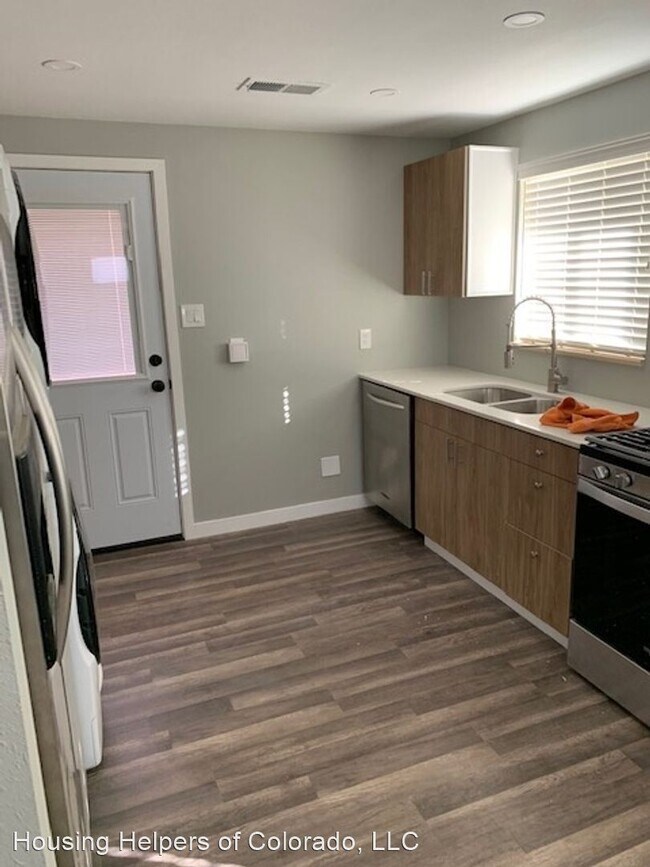 Building Photo - 2 br, 1 bath House - 4823 W 11th Avenue