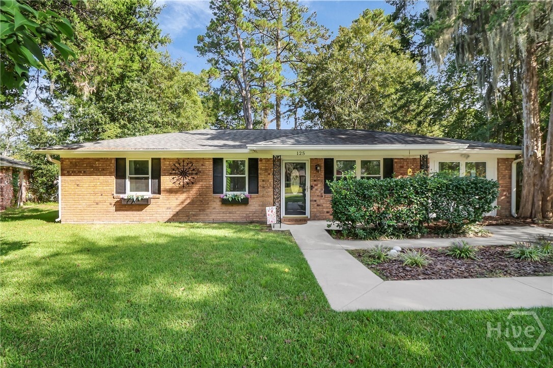 Foto principal - 125 Nassau Dr