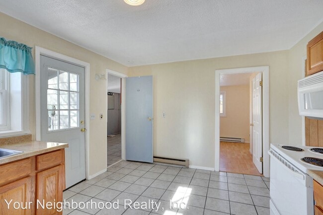 Building Photo - 2 br, 1 bath House - 213 N Second St