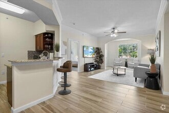 Building Photo - 5203 Myrtlewood Cir E