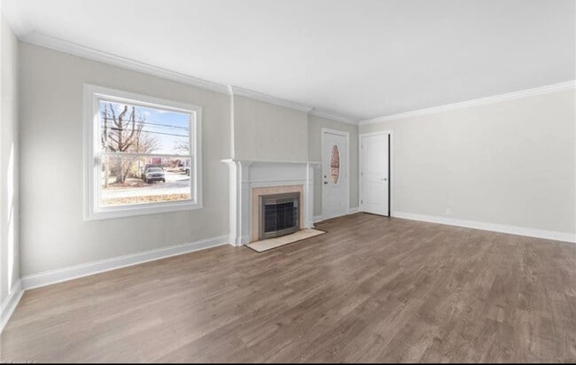 Building Photo - 607 Sykes Ave