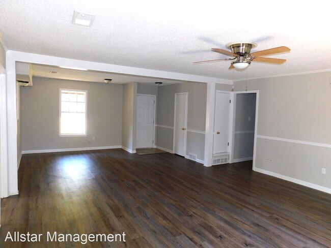 Foto del edificio - 3 br, 1.5 bath House - 6510 Heather