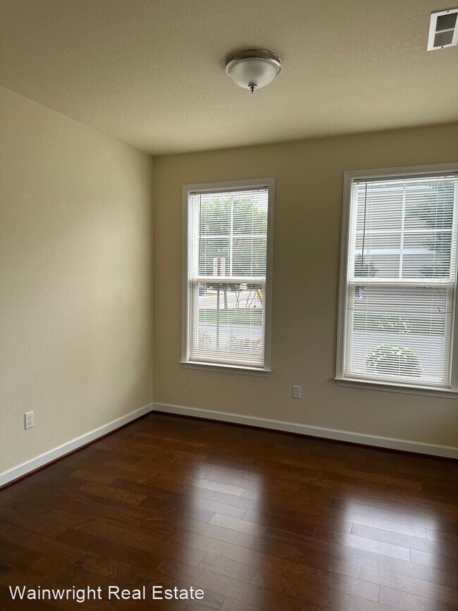 Foto del edificio - 3 br, 2.5 bath House - 5520 Crown Grant Way