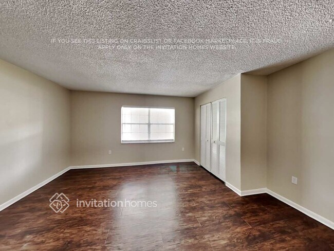 Foto del edificio - 4830 S Gachet Blvd
